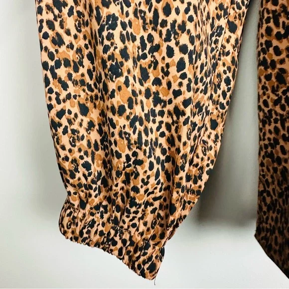 Tuckernuck Pomander Place Leopard Print Carlotta Peplum Blouse Size Large - Picture 4 of 9